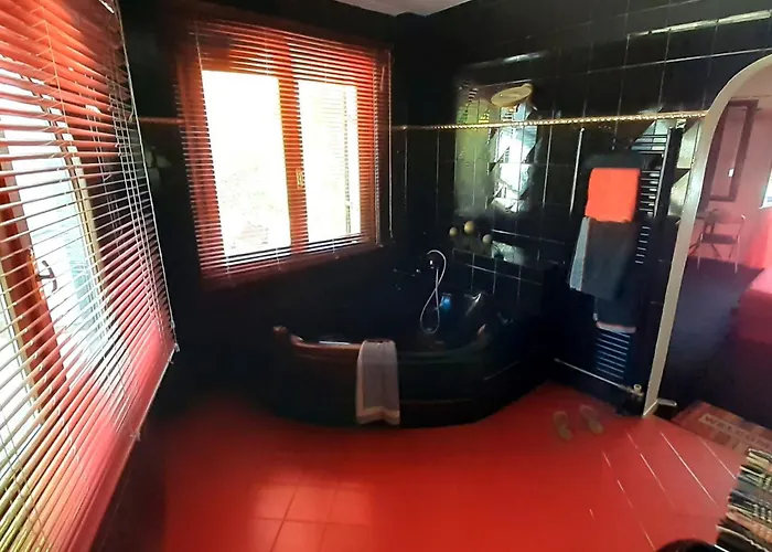 Charly Point By Interhome * Foiniki