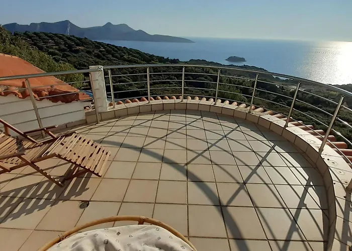 Charly Point By Interhome Holiday home Foiniki