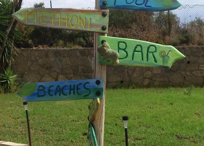 Charly Point By Interhome * Foiníki